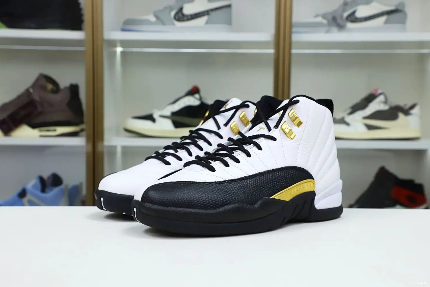 'ROYALTY' AIR RETRO JORDAN Kimikick 12 0805